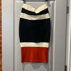 Forever 21 Knee Length Pencil Skirt